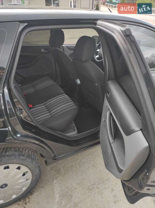 Універсал Ford Focus 2008 в Путилі