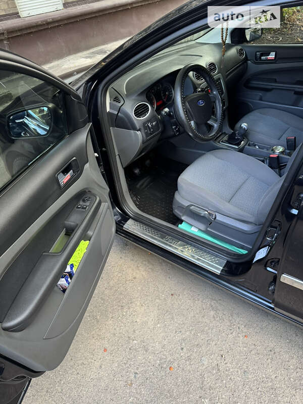 Седан Ford Focus 2007 в Дніпрі