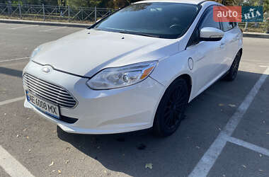 Хетчбек Ford Focus 2012 в Дніпрі