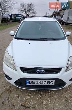Ford Focus 2011