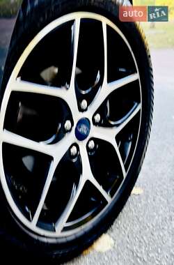 Седан Ford Focus 2017 в 