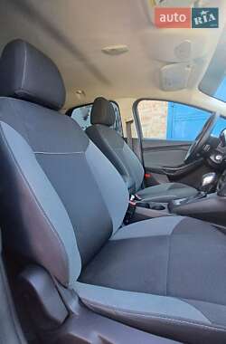 Седан Ford Focus 2013 в 