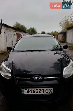 Хэтчбек Ford Focus 2012 в 