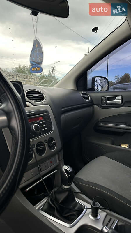 Хэтчбек Ford Focus 2011 в Ивано-Франковске фото 6 Хэтчбек Ford Focus 2011 в Ивано-Франковске