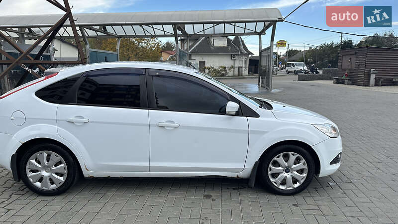 Хэтчбек Ford Focus 2011 в Ивано-Франковске фото 5 Хэтчбек Ford Focus 2011 в Ивано-Франковске