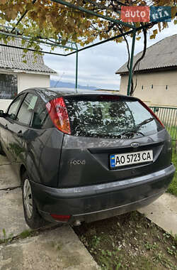 Хетчбек Ford Focus 2002 в Виноградові