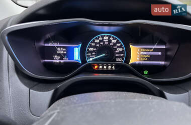 Хэтчбек Ford Focus 2012 в 