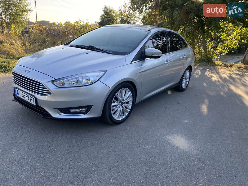 Седан Ford Focus 2018 в Киеве