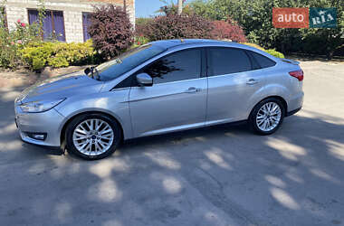 Седан Ford Focus 2018 в 