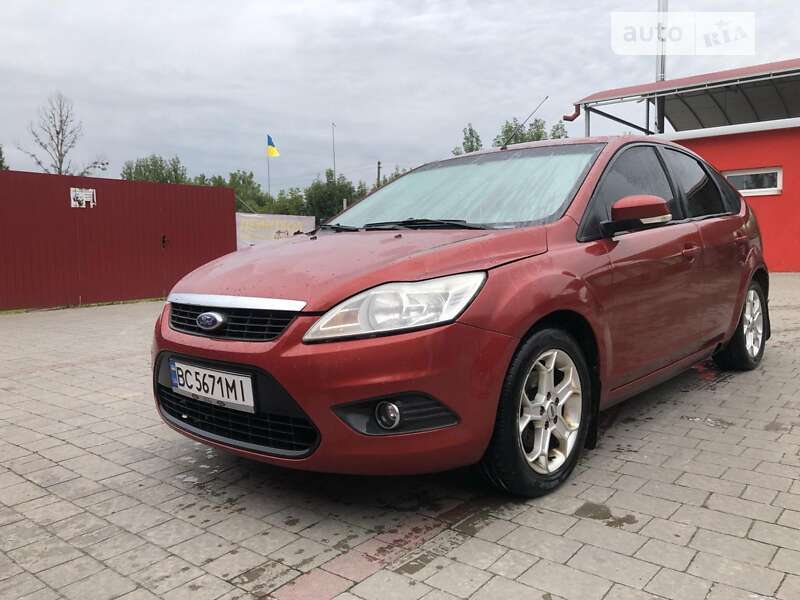 Хэтчбек Ford Focus 2008 в Бродах