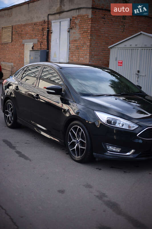 Седан Ford Focus 2015 в Виннице