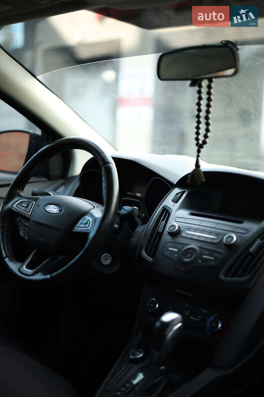 Седан Ford Focus 2015 в Виннице