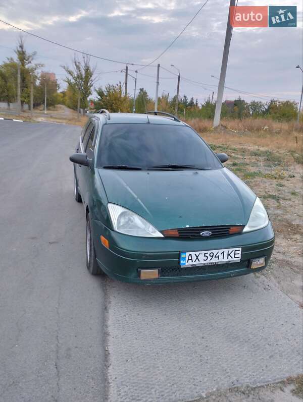 Ford Focus 2000