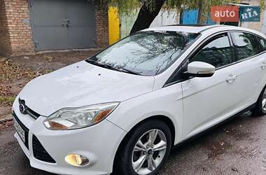 Хэтчбек Ford Focus 2014 в 