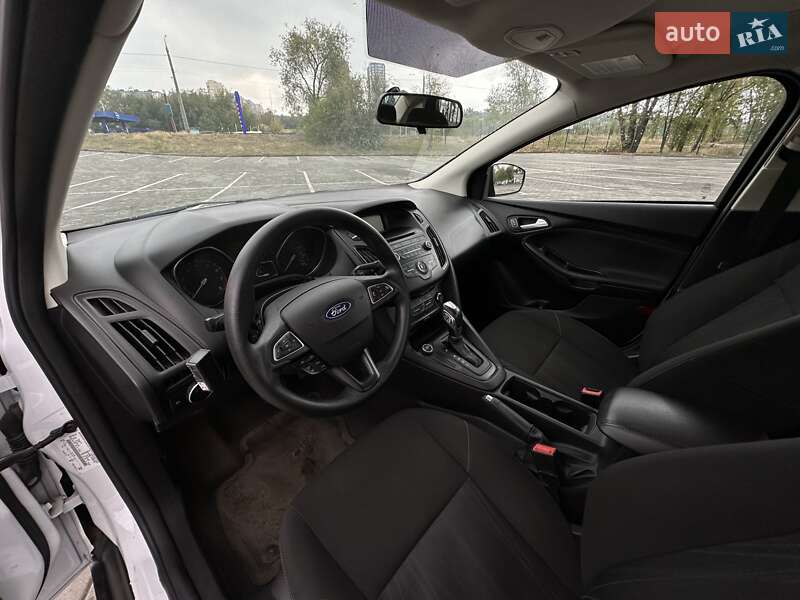 Седан Ford Focus 2015 в Запоріжжі