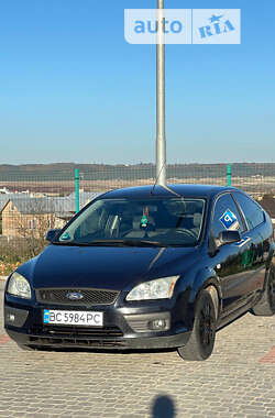 Хэтчбек Ford Focus 2006 в Львове