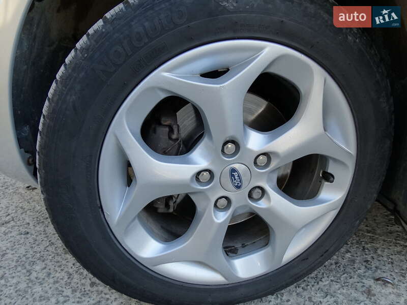 Универсал Ford Focus 2010 в Дрогобыче