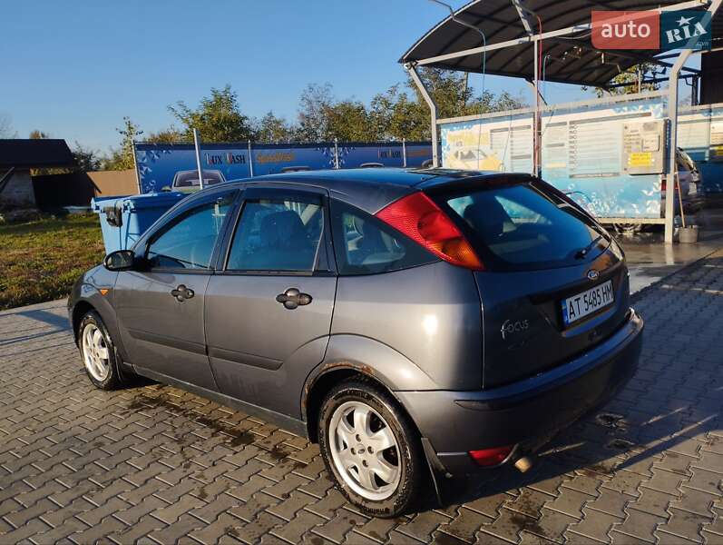 Хетчбек Ford Focus 2002 в Іспасі