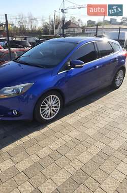 Хэтчбек Ford Focus 2013 в 