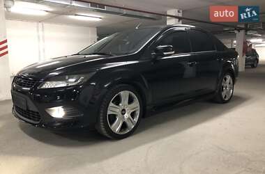 Седан Ford Focus 2010 в 