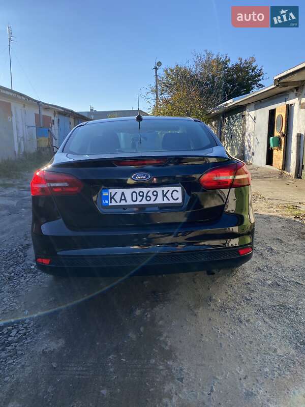 Седан Ford Focus 2015 в Нетішині