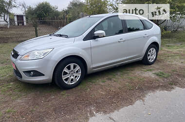 Хэтчбек Ford Focus 2008 в Хороле