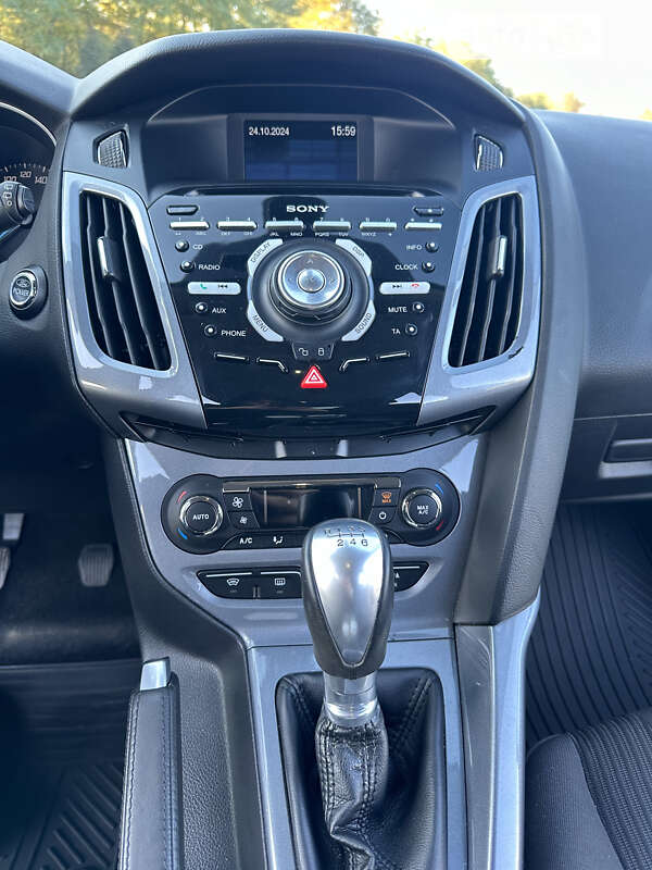 Хэтчбек Ford Focus 2011 в Львове