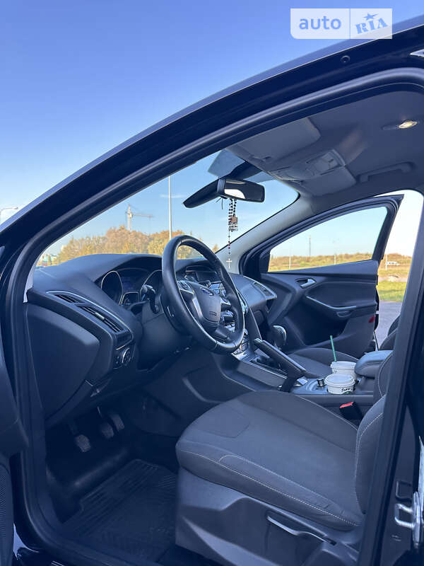 Хэтчбек Ford Focus 2011 в Львове