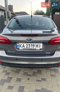 Седан Ford Focus 2015 в Києві