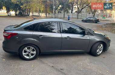 Седан Ford Focus 2014 в Кам'янському