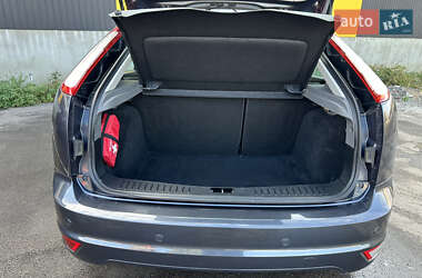 Хэтчбек Ford Focus 2009 в 