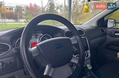 Универсал Ford Focus 2010 в Гусятине