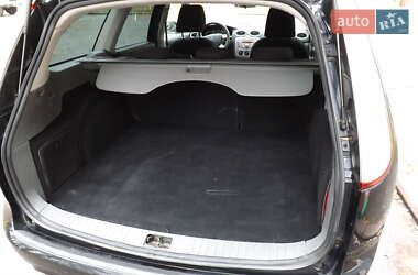 Универсал Ford Focus 2010 в 