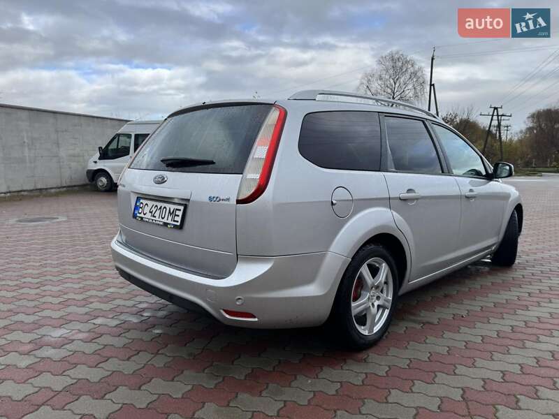 Універсал Ford Focus 2010 в Ходореві