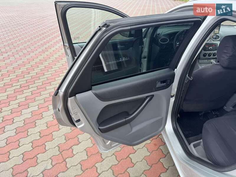 Універсал Ford Focus 2010 в Ходореві