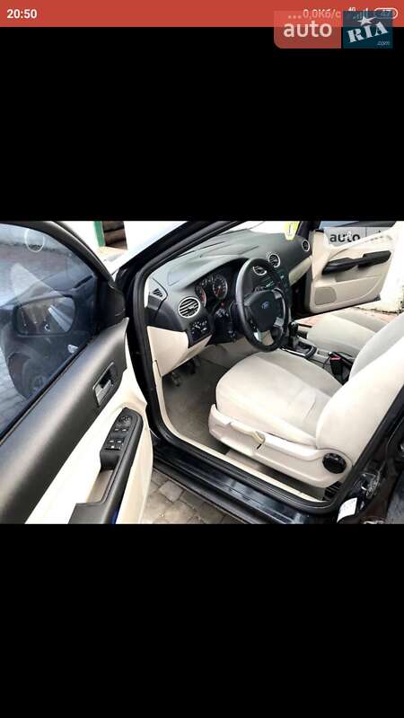 Седан Ford Focus 2006 в Львове