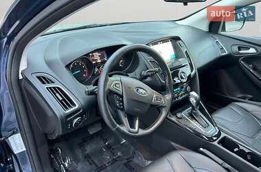 Седан Ford Focus 2018 в 