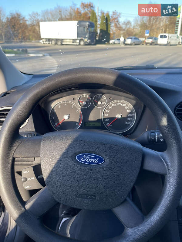 Универсал Ford Focus 2004 в Ровно