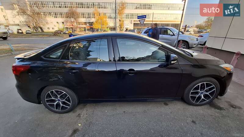 Седан Ford Focus 2015 в Киеве