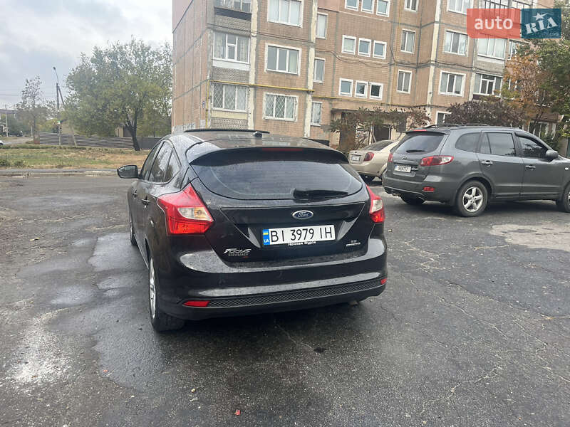 Хэтчбек Ford Focus 2012 в Лозовой