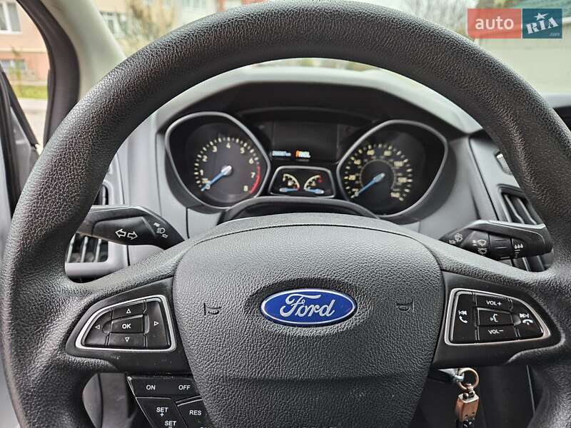 Седан Ford Focus 2016 в Львове