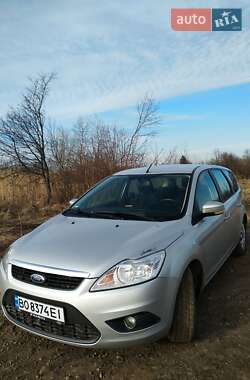Універсал Ford Focus 2010 в Золочеві