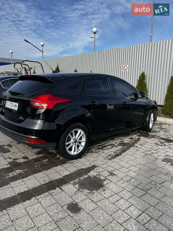 Хетчбек Ford Focus 2015 в Івано-Франківську
