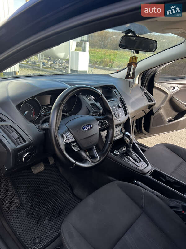 Хетчбек Ford Focus 2015 в Івано-Франківську фото 14 Хетчбек Ford Focus 2015 в Івано-Франківську