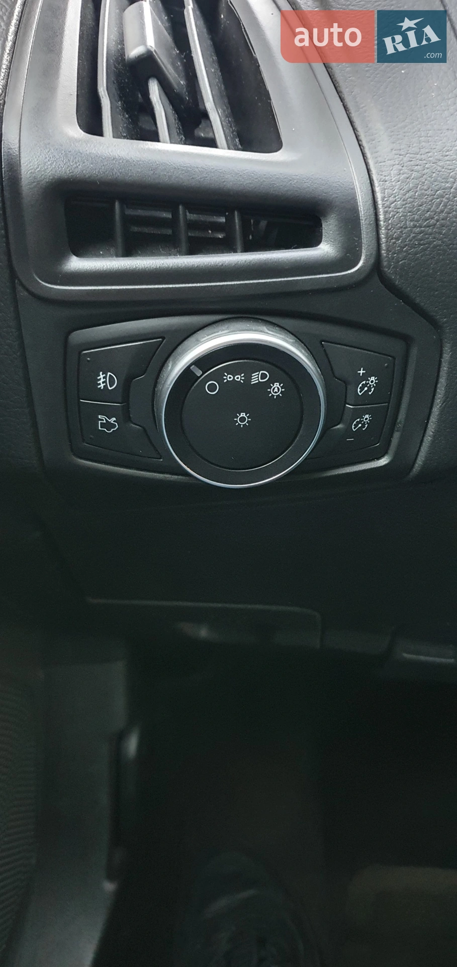 2017 Ford Focus - мініатюра 27