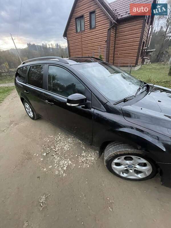 Универсал Ford Focus 2008 в Путиле