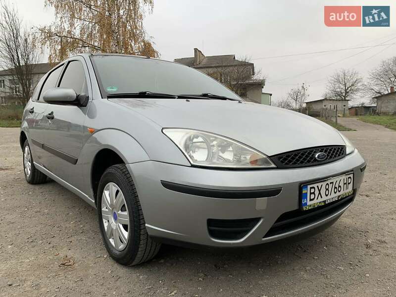 Хэтчбек Ford Focus 2004 в Теофиполе