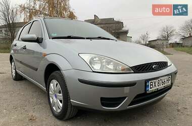 Хэтчбек Ford Focus 2004 в 