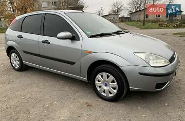 Хэтчбек Ford Focus 2004 в 