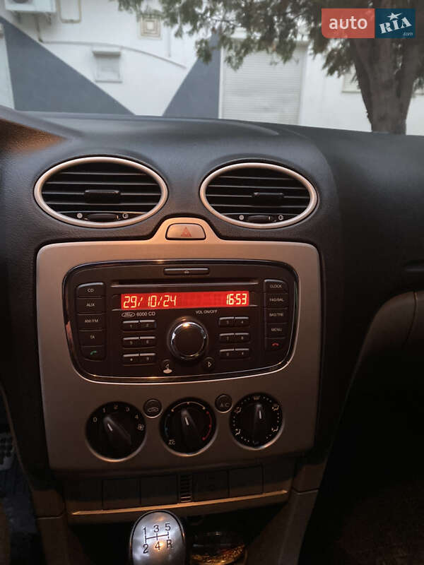 Універсал Ford Focus 2010 в Тернополі